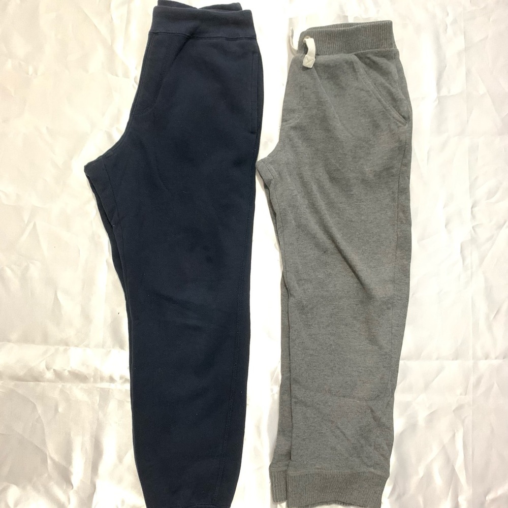 2 pairs of boy's pants